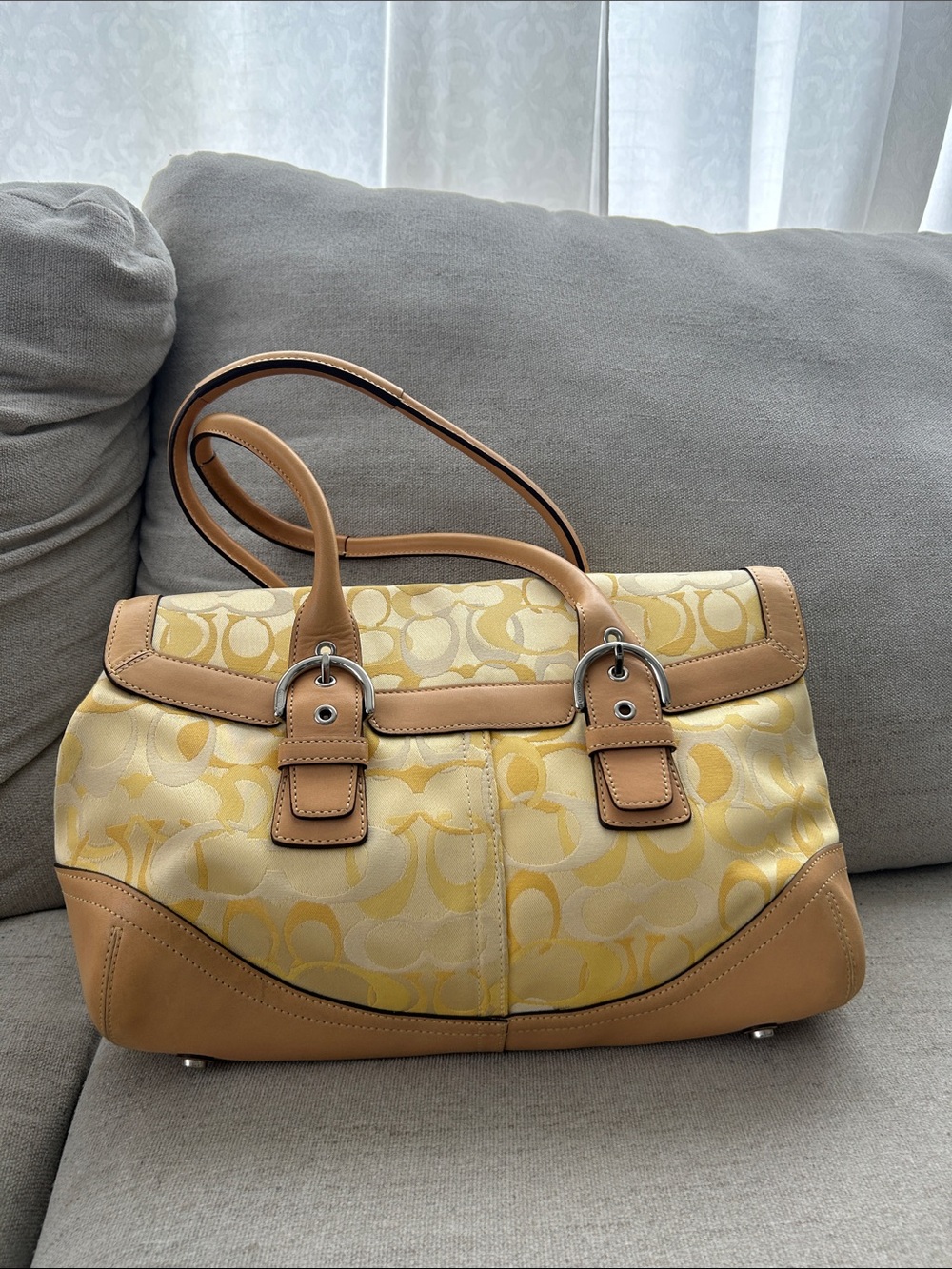 Coach Optic Signature Flap Satchel Women's Shoulder Bag 6722 Canvas Yellow Beige